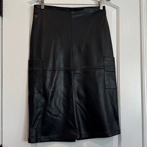 Hunter & Brown Black Faux Leather Cargo Skirt Size Medium